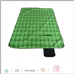Green plaid design picnic blanket